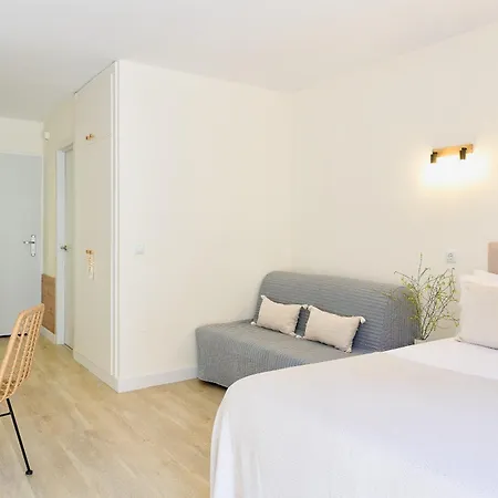 Year Pool - Piscina Todo El Ano Minerva Nature Boutique 贝纳尔马德纳